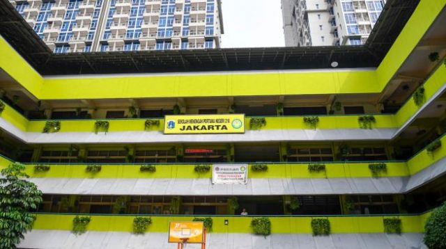 WELCOME TO SMP NEGERI 216 JAKARTA